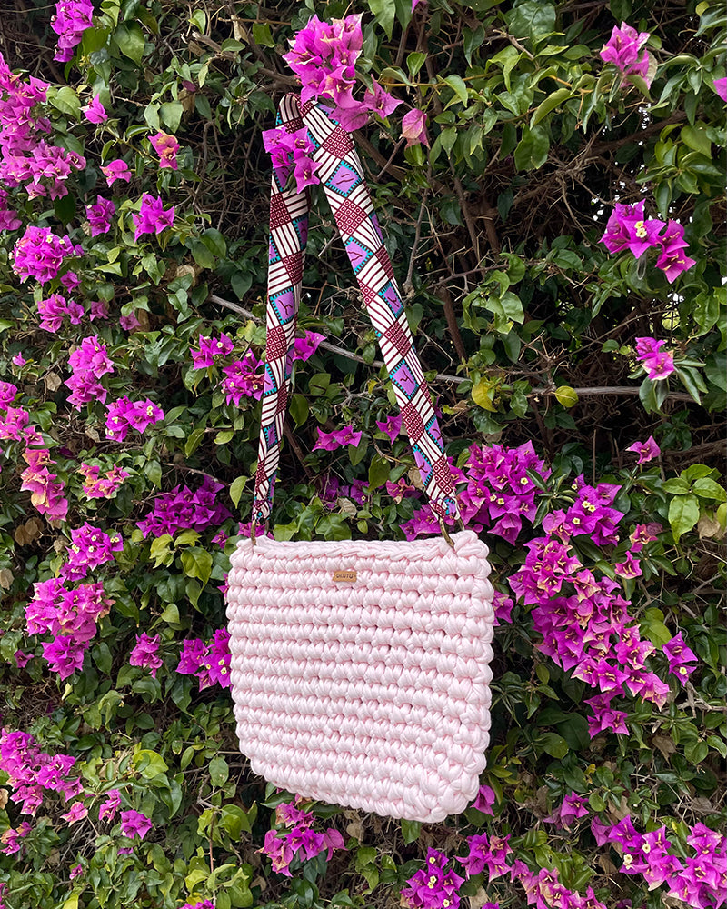 Akoma pink soft